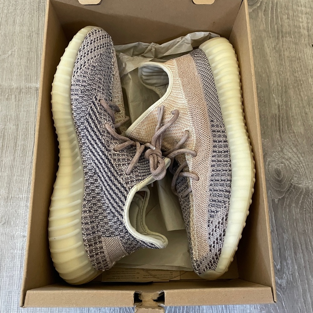 ❌SOLD❌ Yeezy 350 V2 Ash Pearl - Size 12 GREAT CONDITION WITH BOX